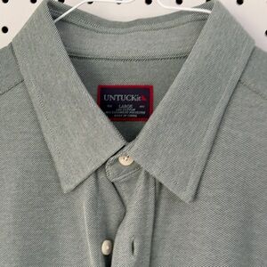 UNTUCKit Men's Casual Sage Button Down Shirt